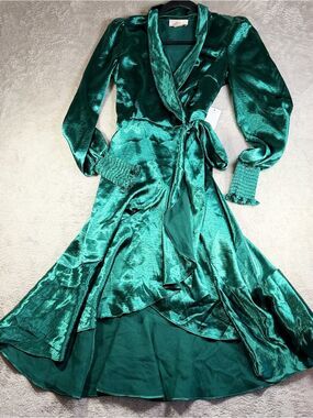 Rachel Parcell Emerald Green Satin Wrap Dress with Bishop Sleeves S NWT